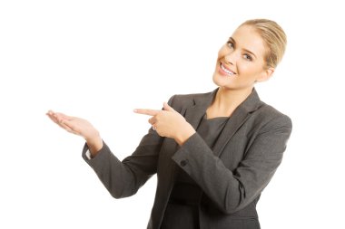 iş kadını kopya alanı solda gösterilen