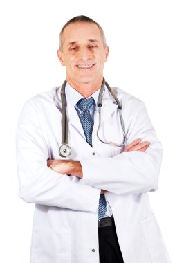 katlanmış silah ile kendine güvenen erkek doktor