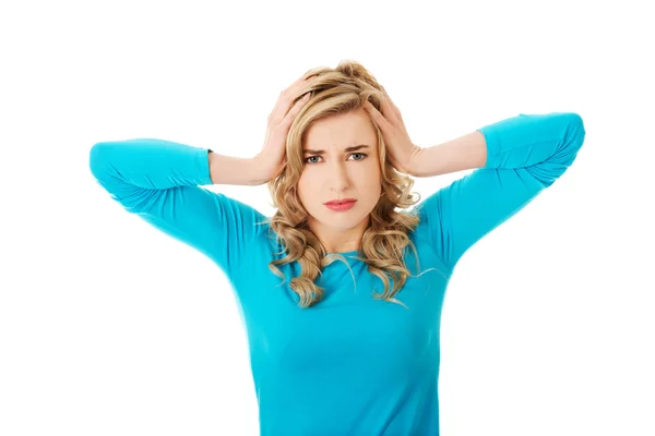 Portrait of young woman with huge headache — Stock Photo, Image