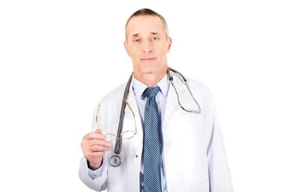 Портрет взрослого мужчины-врача в очках — стоковое фото