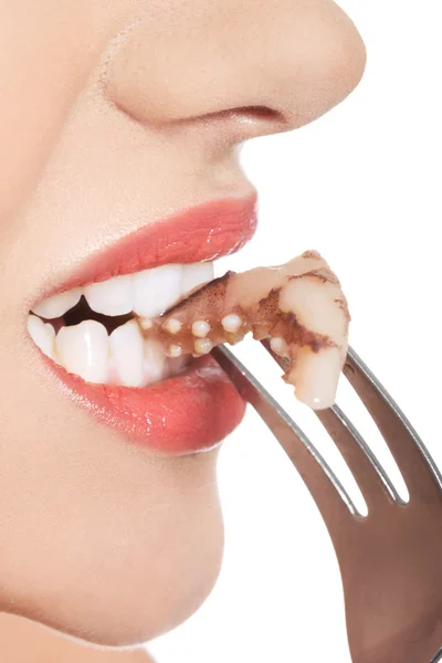 Close up on woman eating mussels — Stock Photo, Image