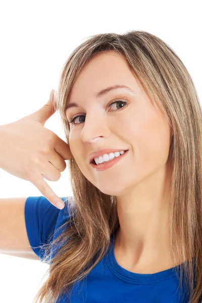 Mujer haciendo un gesto de llamarme — Foto de Stock