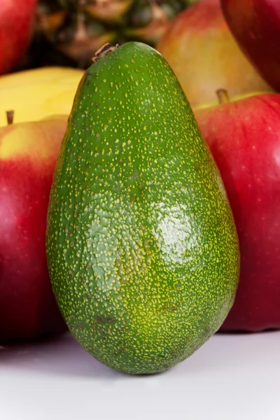 Foto van gezonde groene avocado — Stockfoto