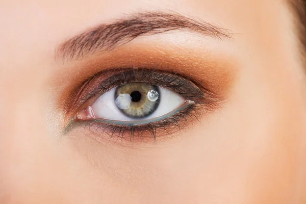 Imagen macro del ojo femenino —  Fotos de Stock