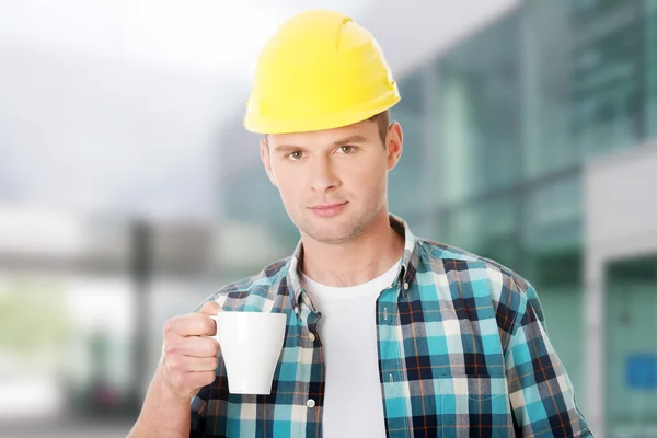 Worker on a break drinking coffee — Stock Photo, Image