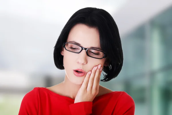 Mulher com dor de dente — Fotografia de Stock