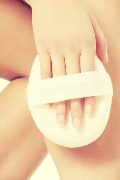 Smooth females leg being pampered. — Stock Photo, Image