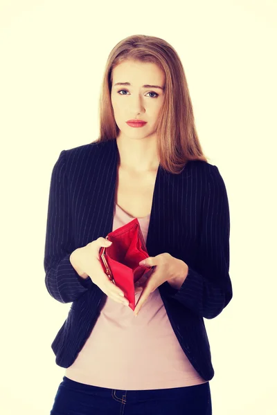 Biznes kobieta pokazuje jej pusty portfel. — Zdjęcie stockowe