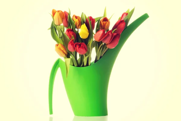 Ramo de tulipanes vivos frescos . — Foto de Stock