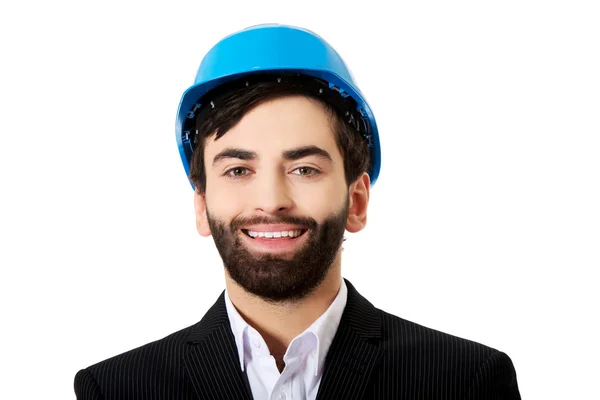 Engenheiro bonito em capacete de proteção . — Fotografia de Stock