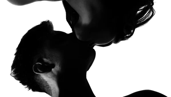 Man and a woman in love kissing — Stock Photo, Image