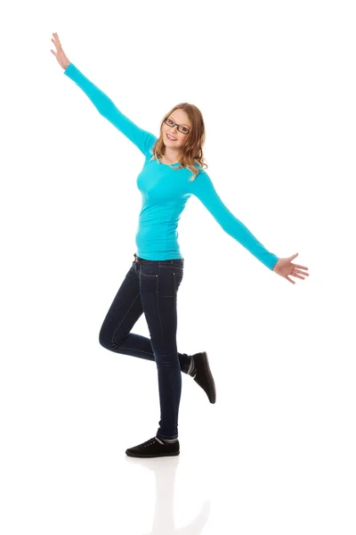 Woman with arms wide open — Stock Photo, Image