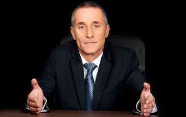 işadamı açık elle