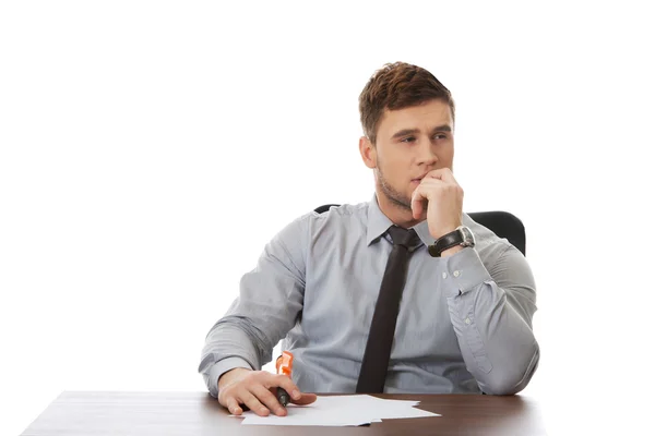 Geschäftsmann schreibt eine Notiz. — Stockfoto