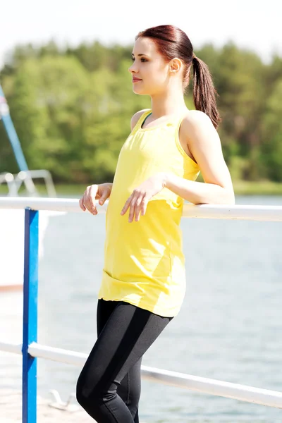 Pihenés után futó nő — Stock Fotó