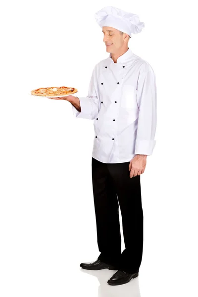 Kucharz piekarz z włoskiej pizzy — Zdjęcie stockowe