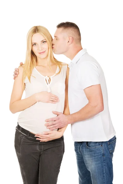 아기를 임신 한 젊은 부부 — 스톡 사진