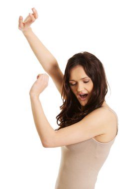 Genç kadın kendini koruma.