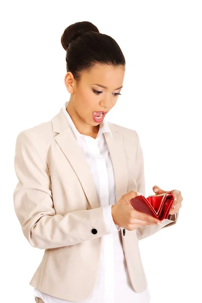 Shocked businesswoman with wallet. — Stock Photo, Image