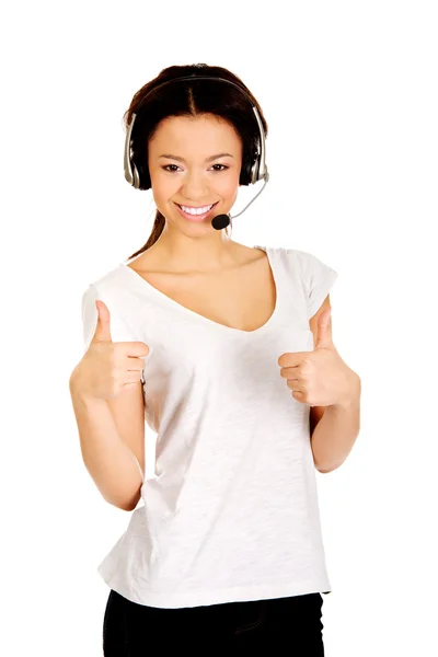 Operador de call center africano . — Fotografia de Stock