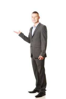 gülümseyen iş adamı boşaltmak holding