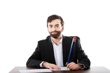 Mutlu işadamı ofiste yazma