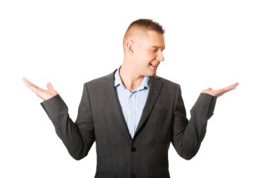 işadamı ile iki eli boş