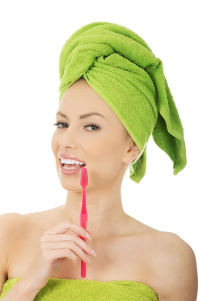 Beautiful woman with toothbrush. — Stock Photo, Image