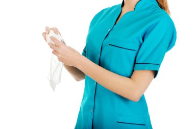 Çekici doktor bir bandaj tutar.