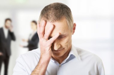 Olgun depresif adam.