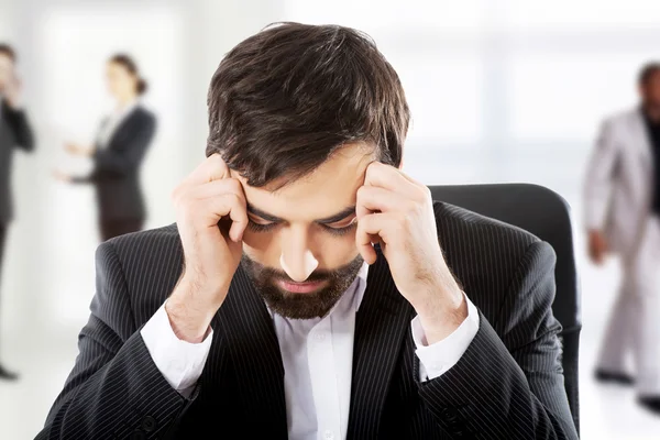 Cansado bonito homem de negócios . — Fotografia de Stock