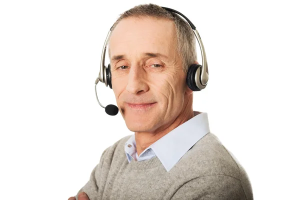 Retrato do homem do call center usando um fone de ouvido — Fotografia de Stock