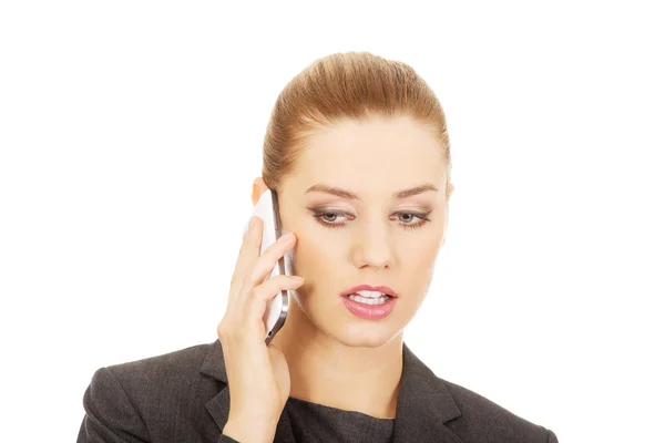 Businesswoman talking on mobile phone. — Stock Photo, Image