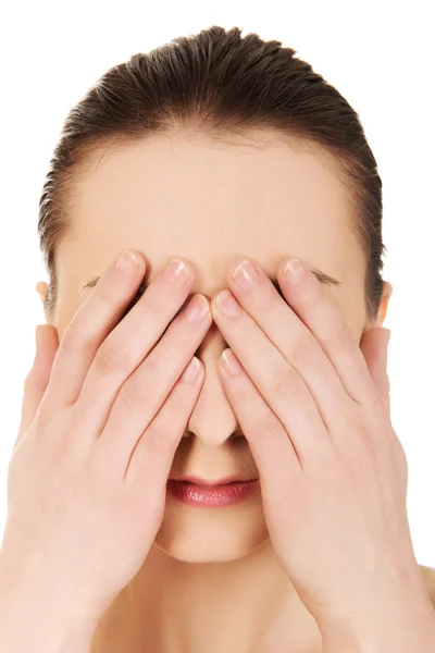 Woman covering her eyes. — Stock Photo, Image