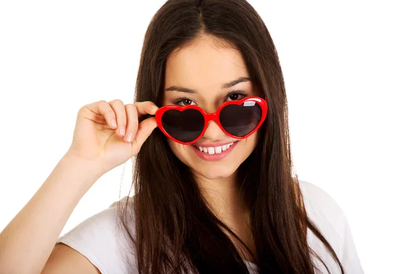 Teenage woman with sunglasses. — Stock Photo, Image