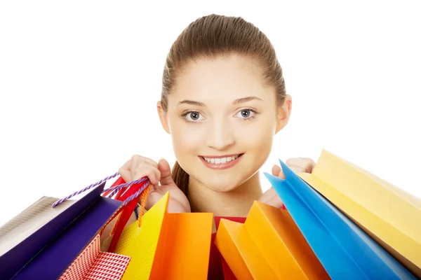 Mujer joven con bolsas de compras. —  Fotos de Stock