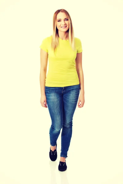 Jovem estudante casual mulher . — Fotografia de Stock