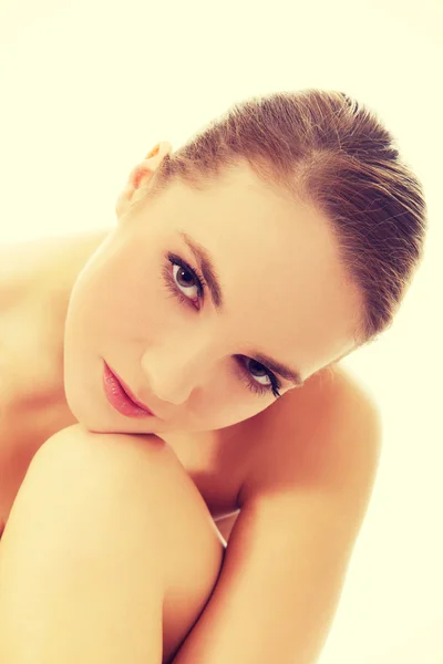 Spa woman sitting on the floor. — Stock Photo, Image