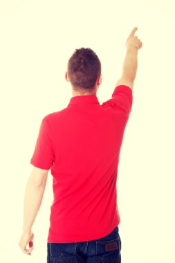 Heyecanlı adam işaret