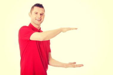 Heyecanlı adam kopya alanı gösterilen