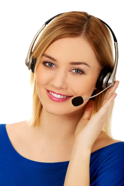 Feliz operador de teléfono sonriente en auriculares . — Foto de Stock