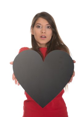 Kalp kağıttan yapılmış olan kadın.