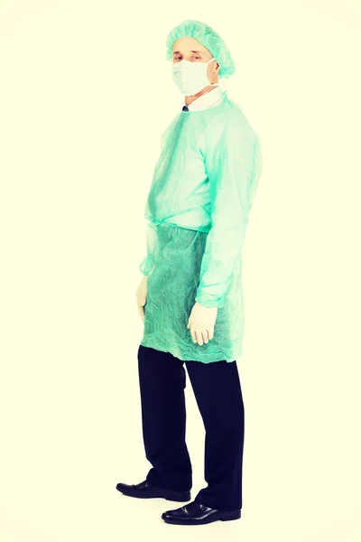 Αρσενικό γιατρός φορώντας προστατευτικά ρούχα — Φωτογραφία Αρχείου