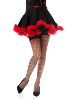 Şeytan elbise giyen kadın bacakları