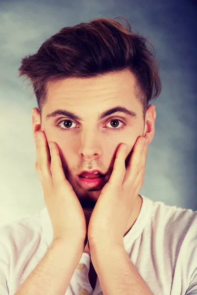 Young shocked man. — Stock Photo, Image