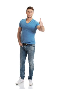 Yukarı hareket ile mutlu adam.