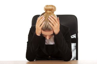 Yorgun genç güzel sarışın iş kadını