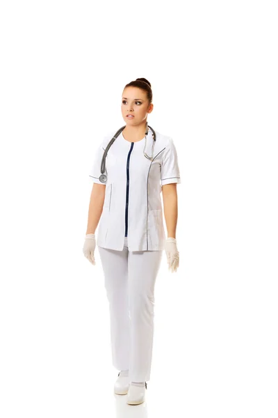 Médico feminino em uniforme — Fotografia de Stock