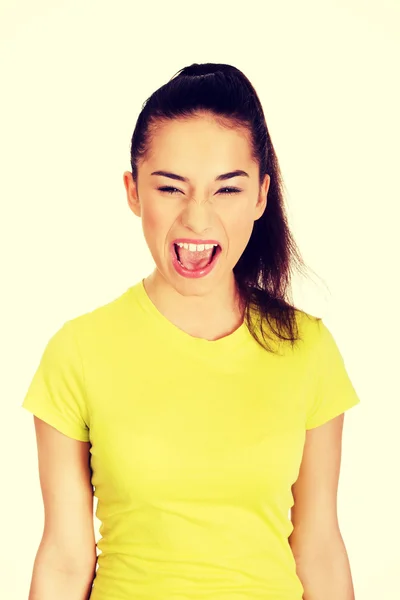 Frustrado adolescente mulher gritando . — Fotografia de Stock