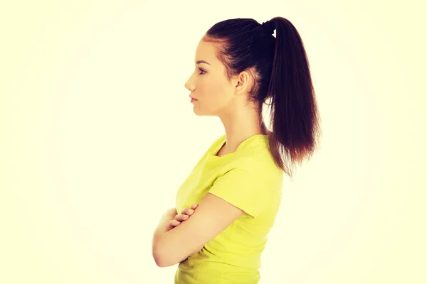 Mujer adolescente con brazos cruzados . —  Fotos de Stock